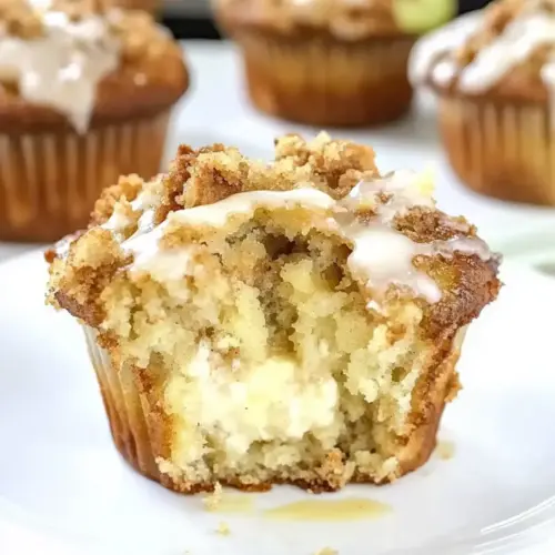 Apple Crisp Cheesecake Muffins